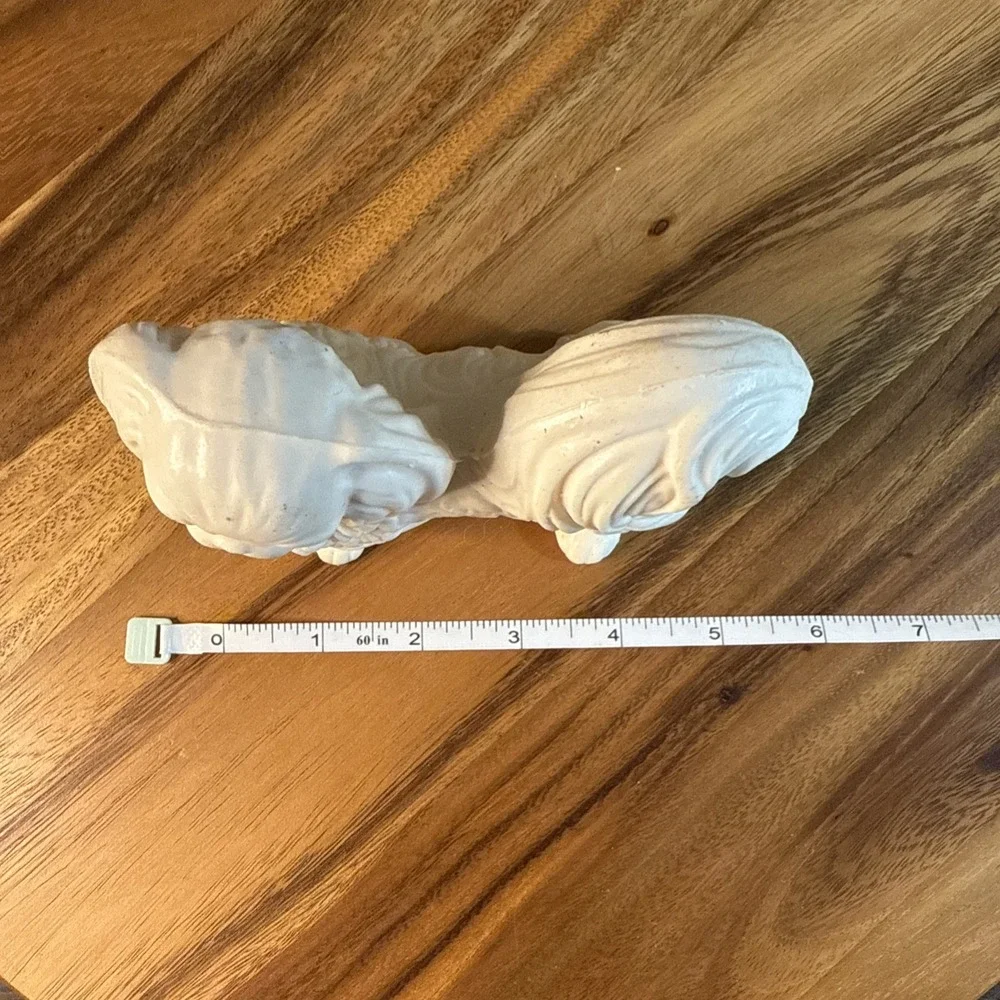 Vintage avon royal pekingese Fernerie Decorative Pomander